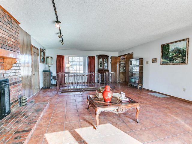 29805 SE 29th Street, Mcloud, OK 74851