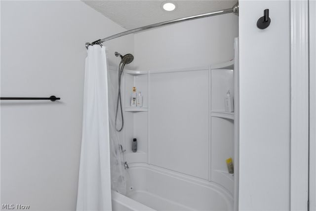 872 Hilliary Lane, Aurora, OH 44202
