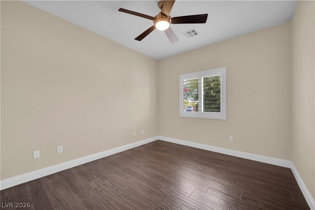 5812 Bargull Bay Avenue, Las Vegas, NV 89131