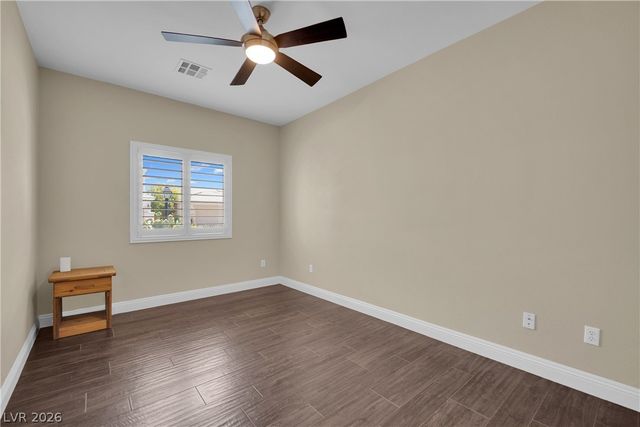 5812 Bargull Bay Avenue, Las Vegas, NV 89131