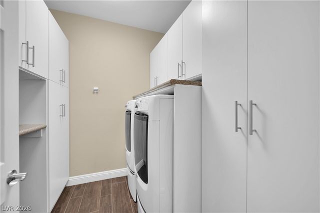 5812 Bargull Bay Avenue, Las Vegas, NV 89131