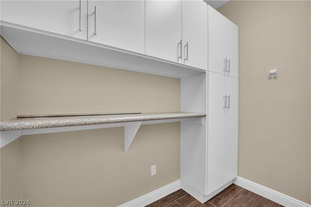 5812 Bargull Bay Avenue, Las Vegas, NV 89131