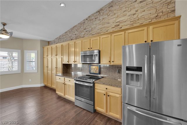 5812 Bargull Bay Avenue, Las Vegas, NV 89131