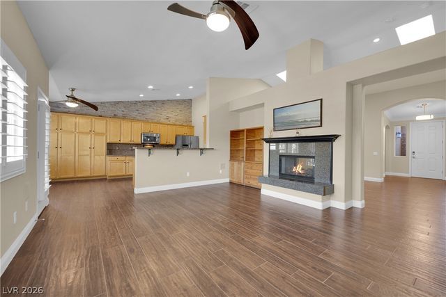 5812 Bargull Bay Avenue, Las Vegas, NV 89131