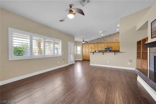 5812 Bargull Bay Avenue, Las Vegas, NV 89131