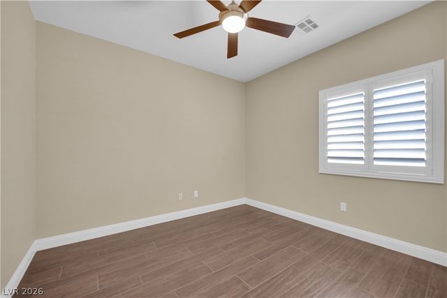 5812 Bargull Bay Avenue, Las Vegas, NV 89131