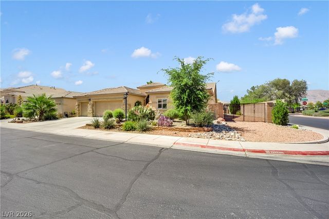 5812 Bargull Bay Avenue, Las Vegas, NV 89131
