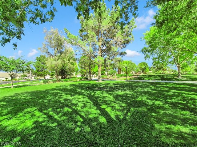 5812 Bargull Bay Avenue, Las Vegas, NV 89131