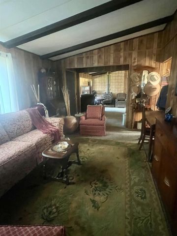 32434 Lockwood Lane, Prather, CA 93651