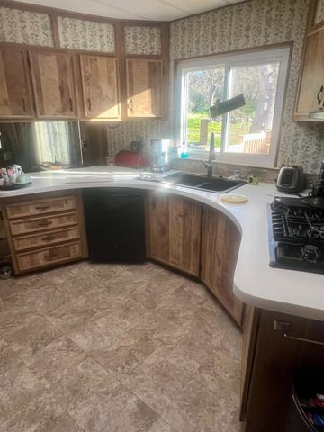 32434 Lockwood Lane, Prather, CA 93651