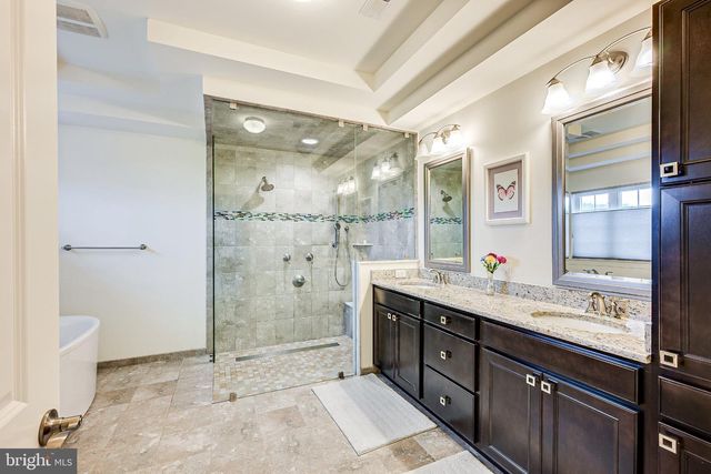 2 EAGLE CT, Monmouth Junction, NJ 08852