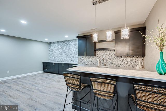2 EAGLE CT, Monmouth Junction, NJ 08852