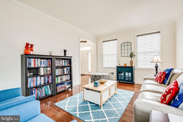 2 EAGLE CT, Monmouth Junction, NJ 08852