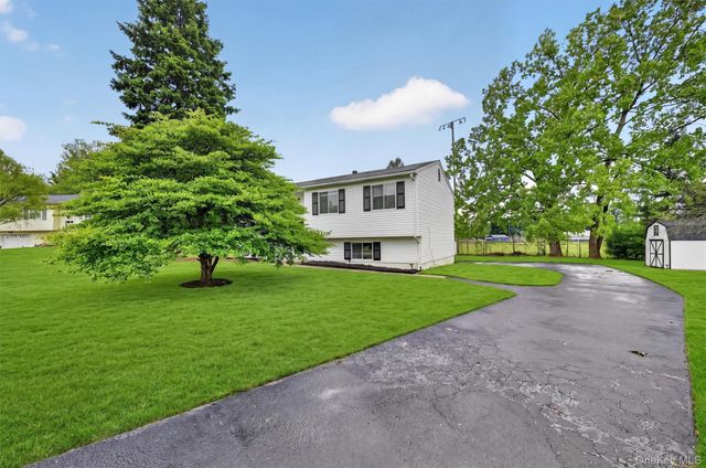 119 Blanche Avenue, New Windsor, NY 12553