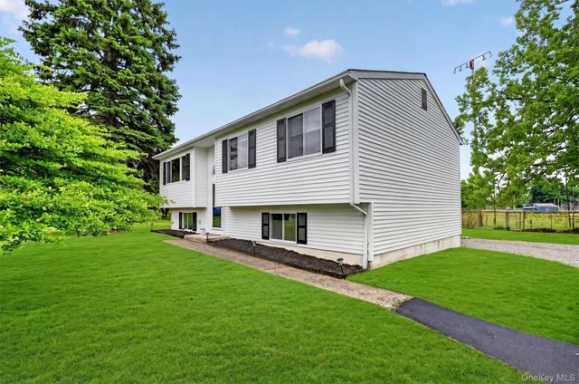 119 Blanche Avenue, New Windsor, NY 12553