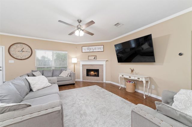 19630 Nara Vista Drive Drive, Tomball, TX 77377