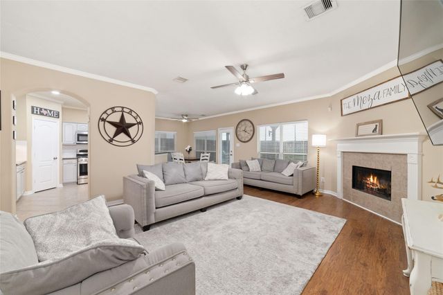 19630 Nara Vista Drive Drive, Tomball, TX 77377