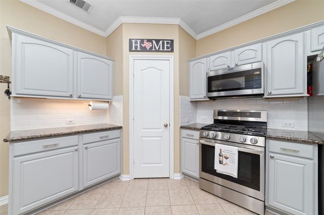 19630 Nara Vista Drive Drive, Tomball, TX 77377