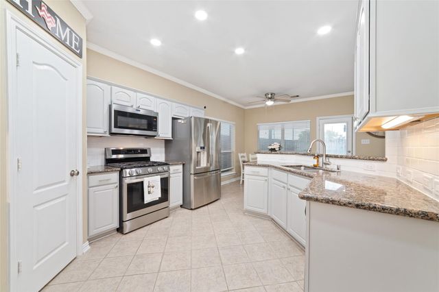 19630 Nara Vista Drive Drive, Tomball, TX 77377