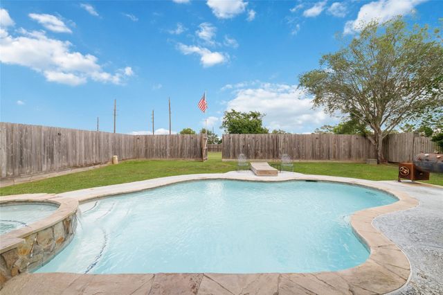 19630 Nara Vista Drive Drive, Tomball, TX 77377
