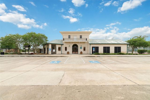 19630 Nara Vista Drive Drive, Tomball, TX 77377
