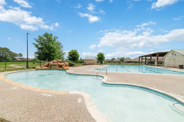 19630 Nara Vista Drive Drive, Tomball, TX 77377