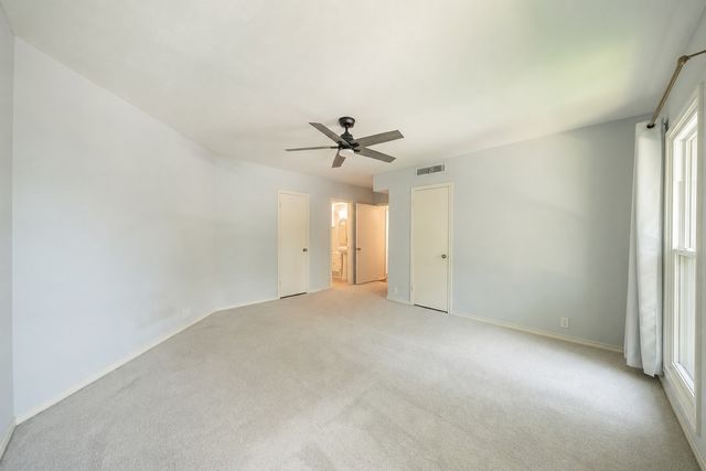 10100 Regal Park Lane 222, Dallas, TX 75230