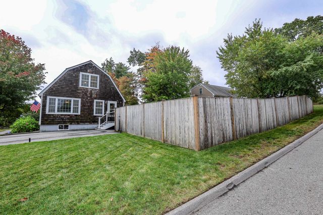 108 Westwood Drive, Nashua, NH 03062