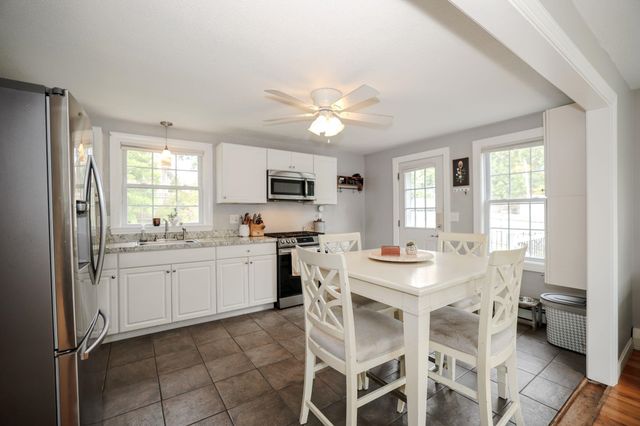 108 Westwood Drive, Nashua, NH 03062