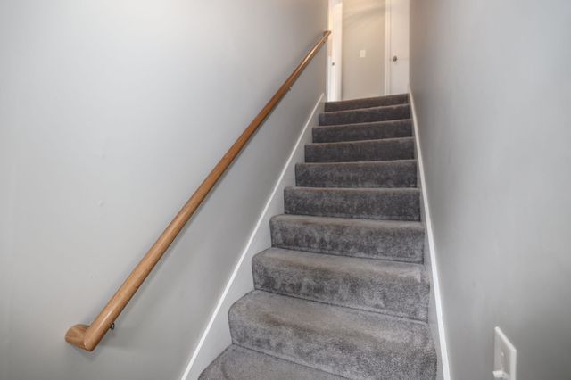 108 Westwood Drive, Nashua, NH 03062