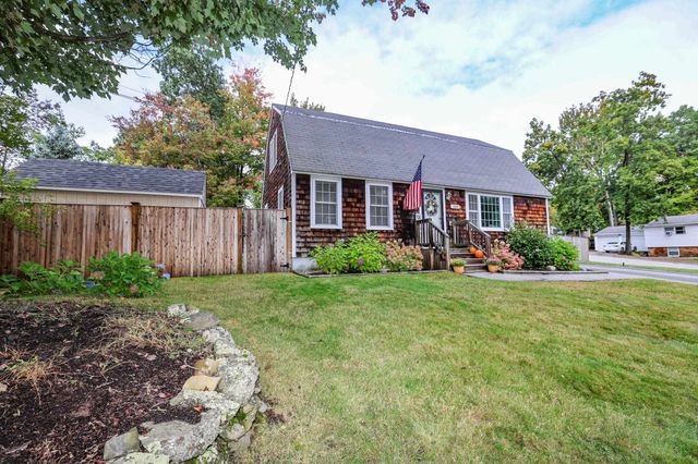 108 Westwood Drive, Nashua, NH 03062