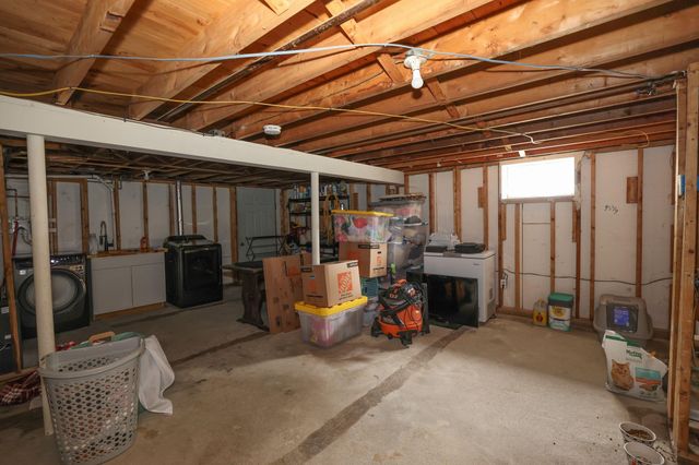 108 Westwood Drive, Nashua, NH 03062
