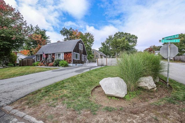 108 Westwood Drive, Nashua, NH 03062