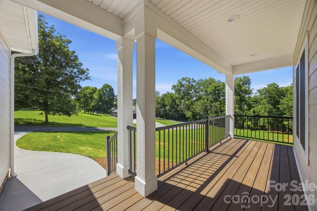 107 Meadow View Street, Morganton, NC 28655