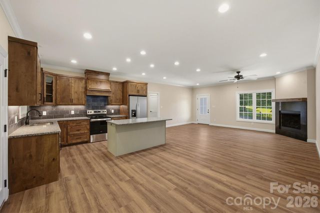 107 Meadow View Street, Morganton, NC 28655