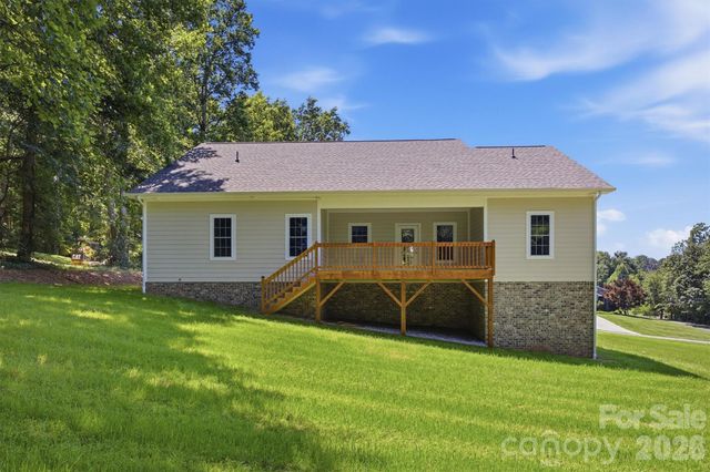107 Meadow View Street, Morganton, NC 28655