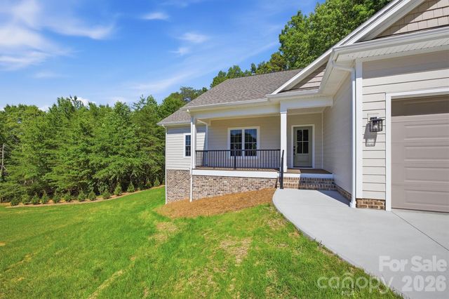 107 Meadow View Street, Morganton, NC 28655
