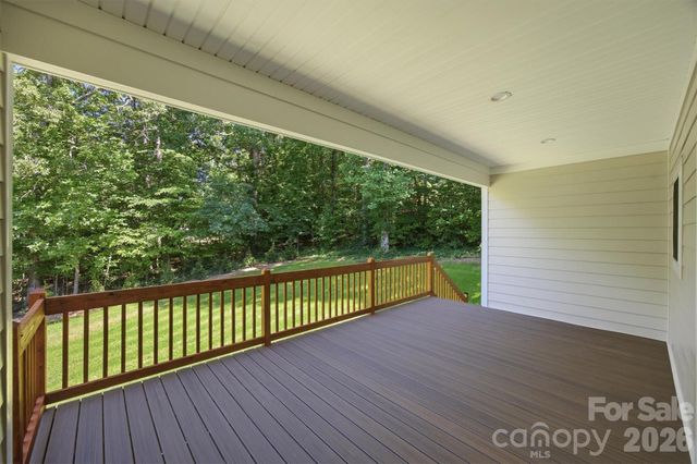 107 Meadow View Street, Morganton, NC 28655