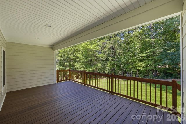 107 Meadow View Street, Morganton, NC 28655
