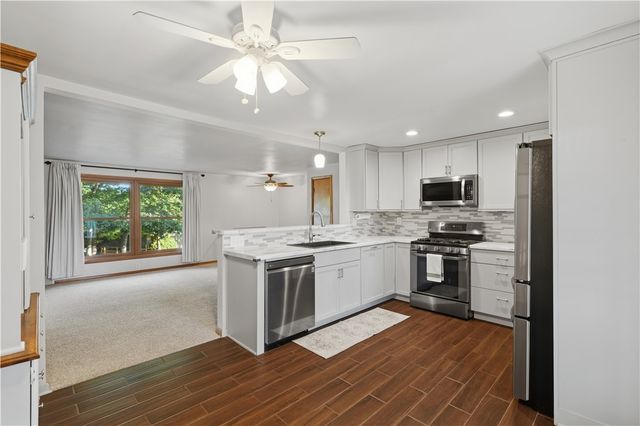 503 Greenwood Drive Ext, Cranberry Twp, PA 16066
