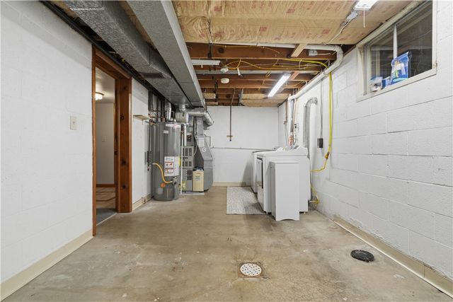 503 Greenwood Drive Ext, Cranberry Twp, PA 16066