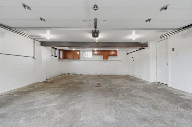 503 Greenwood Drive Ext, Cranberry Twp, PA 16066