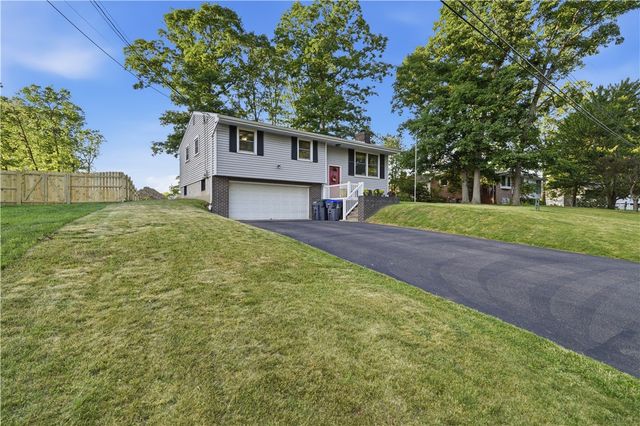 503 Greenwood Drive Ext, Cranberry Twp, PA 16066