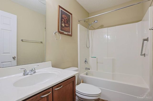 7307 Hunters Ridge Lane, Colerain Twp, OH 45248