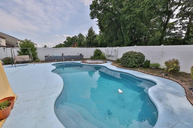 7307 Hunters Ridge Lane, Colerain Twp, OH 45248