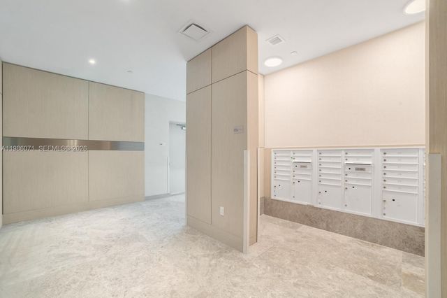 9221 E Bay Harbor Drive 610, Bay Harbor Islands, FL 33154