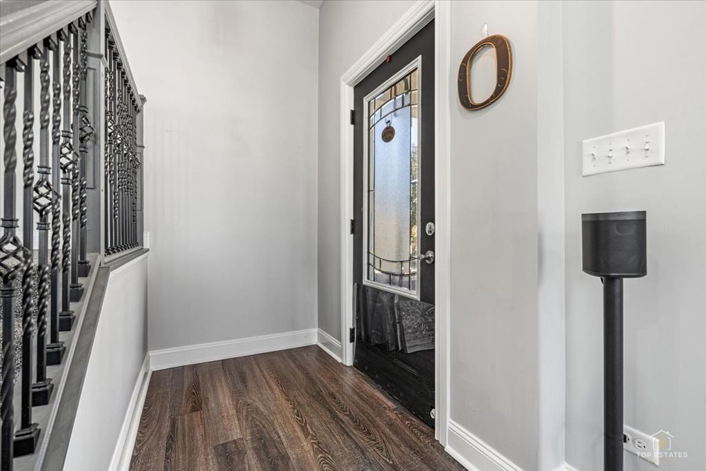 504 S State Street, Lockport, IL 60441 — photo 3