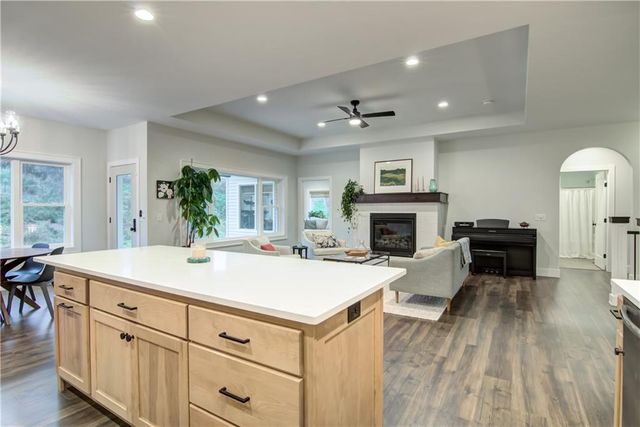 E5225 Queens Drive, Eleva, WI 54738