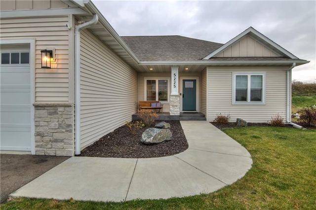 E5225 Queens Drive, Eleva, WI 54738