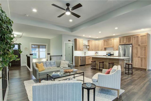 E5225 Queens Drive, Eleva, WI 54738